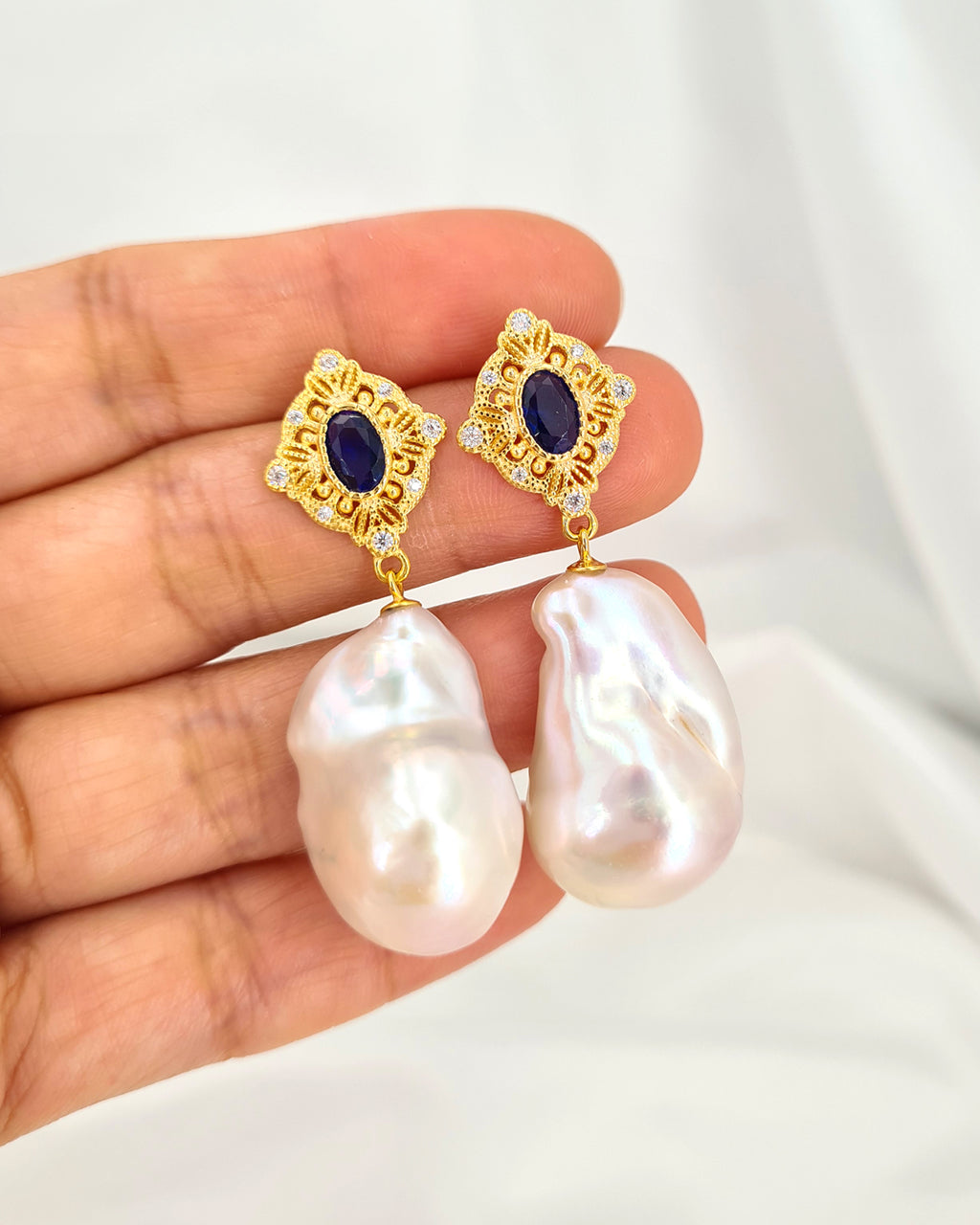 Vintage Richelieu Pearl Swirl Earrings